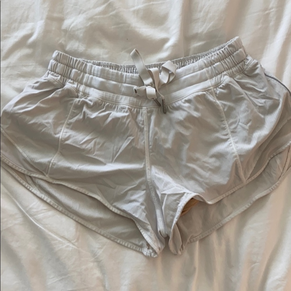 lululemon Hotty Hot 2.5” Short